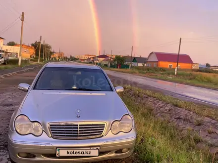 Mercedes-Benz C 240 2001 года за 3 300 000 тг. в Караганда – фото 4