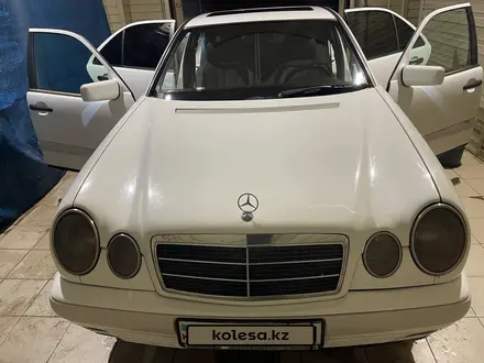 Mercedes-Benz E 230 1995 года за 1 800 000 тг. в Кызылорда – фото 6