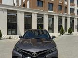 Toyota Camry 2018 года за 11 000 000 тг. в Актау – фото 2