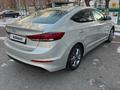 Hyundai Elantra 2017 годаfor7 300 000 тг. в Караганда – фото 2