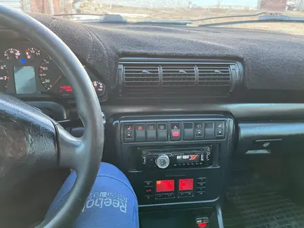 Audi A4 1995 годаүшін1 100 000 тг. в Атырау