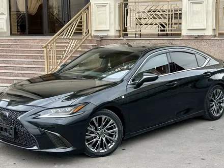 Lexus ES 350 2020 года за 25 500 000 тг. в Алматы – фото 2