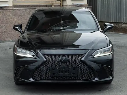 Lexus ES 350 2020 года за 25 500 000 тг. в Алматы