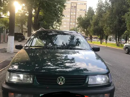 Volkswagen Passat 1994 года за 2 000 000 тг. в Шымкент – фото 7