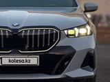 BMW 530 2024 года за 35 000 000 тг. в Шымкент – фото 4