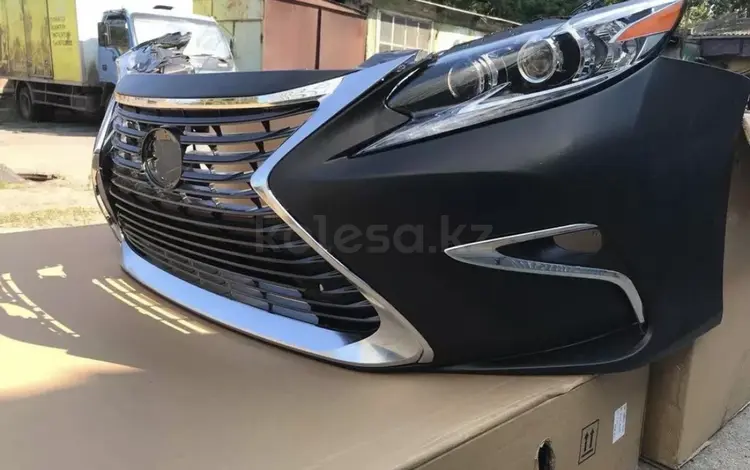Бампер всборе Lexus ES 2016-2018 за 55 000 тг. в Алматы
