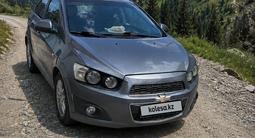 Chevrolet Aveo 2014 года за 2 800 000 тг. в Алматы – фото 3