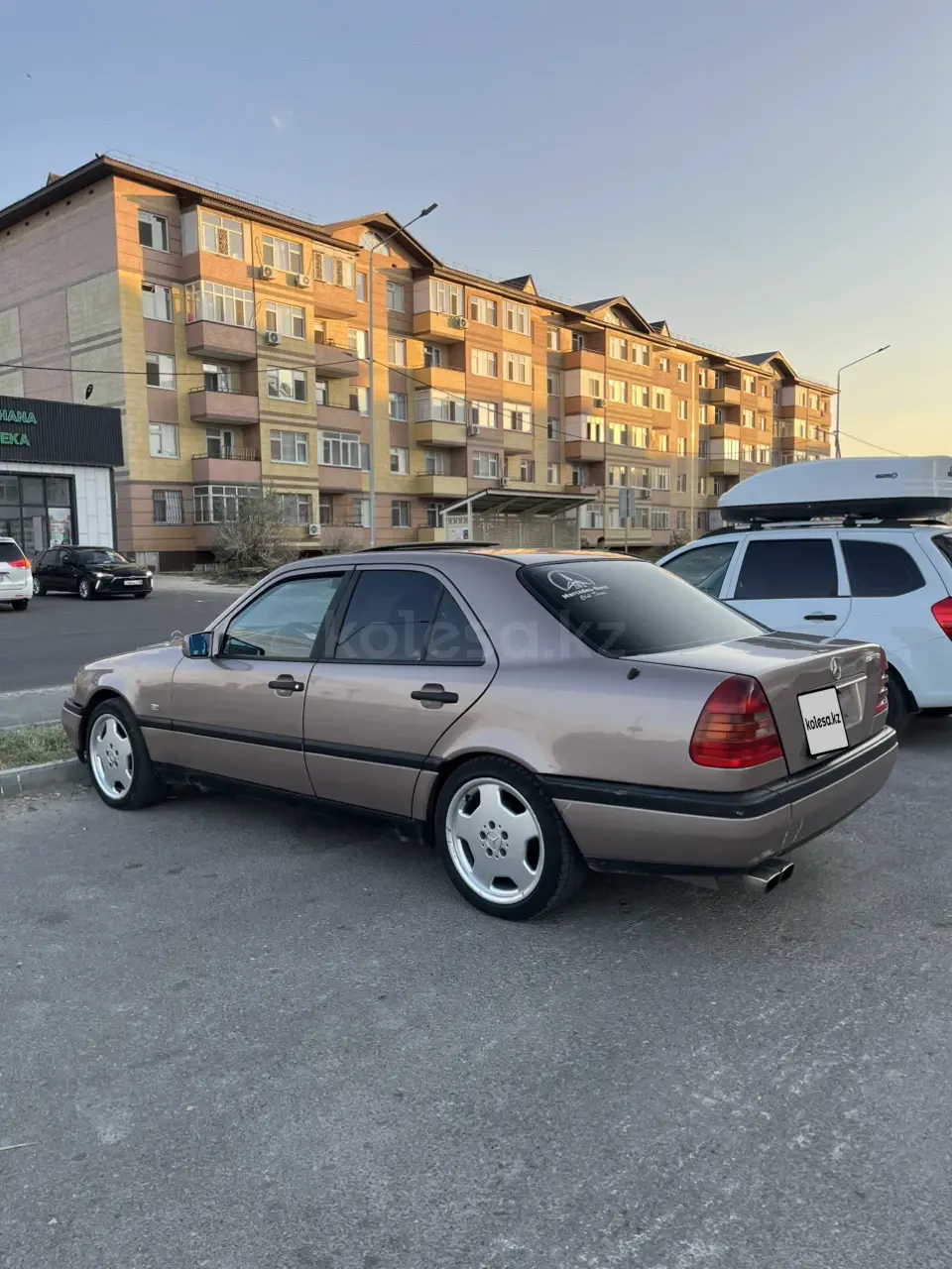 Mercedes-Benz C-Class, 1993