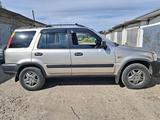 Honda CR-V 1996 годаүшін2 800 000 тг. в Алтай – фото 2