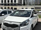 Kia Carens 2015 годаүшін6 500 000 тг. в Астана