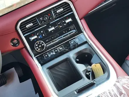 Nissan Patrol Platinum+ 2025 года за 66 200 000 тг. в Алматы – фото 17