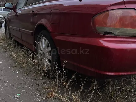 Hyundai Sonata 2004 года за 1 000 000 тг. в Рудный – фото 5