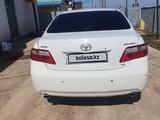 Toyota Camry 2008 года за 3 200 000 тг. в Уральск – фото 4