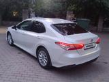 Toyota Camry 2021 года за 15 400 000 тг. в Алматы – фото 3