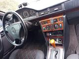 Mercedes-Benz E 300 1995 года за 1 100 000 тг. в Караганда – фото 2