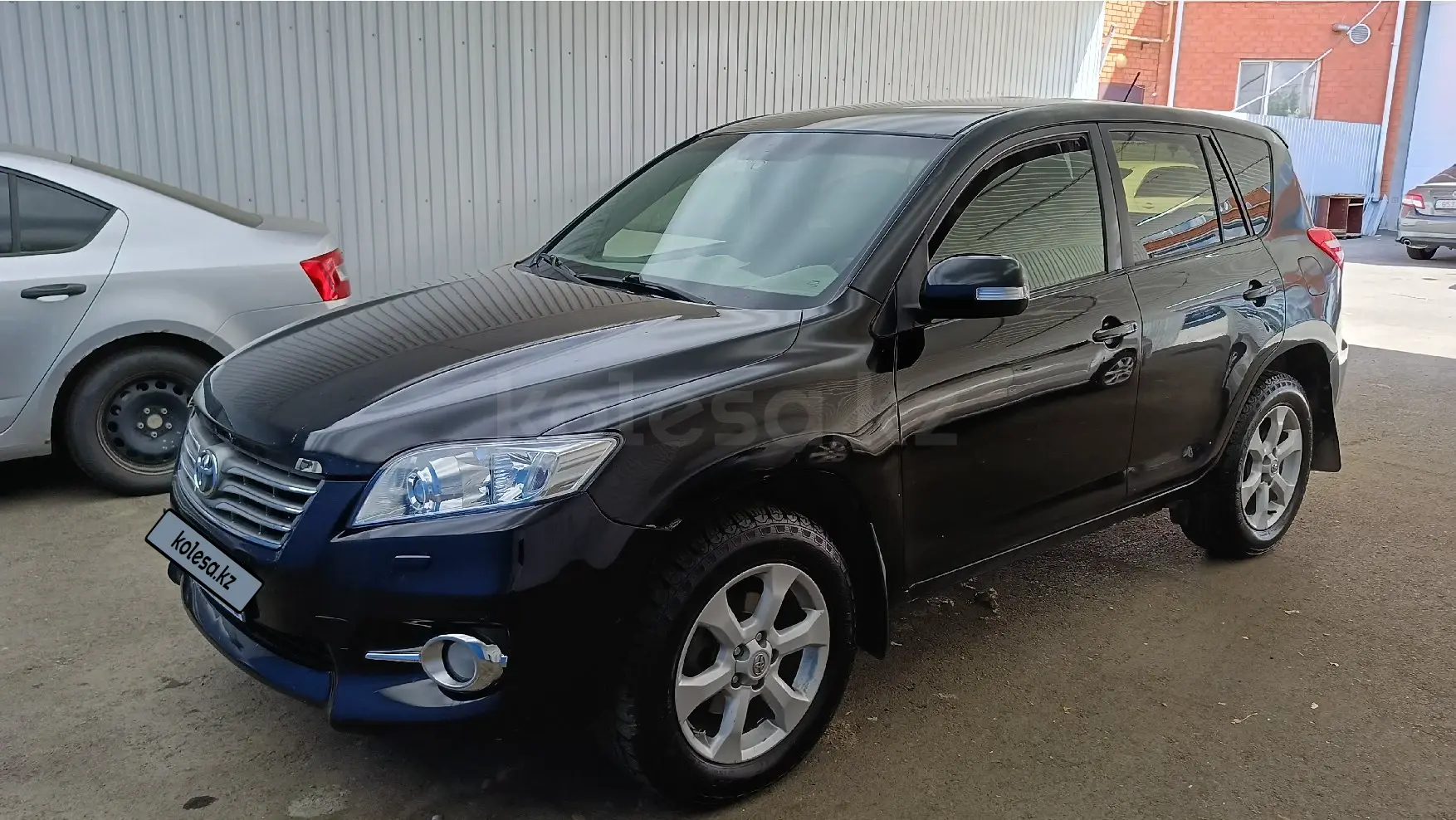 Toyota RAV4, 2010