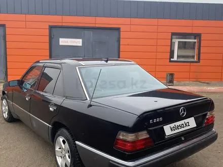 Mercedes-Benz E 220 1993 года за 1 850 000 тг. в Жезказган – фото 21