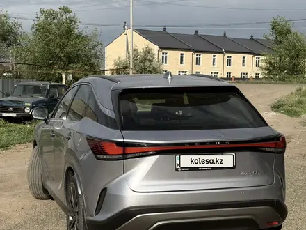 Lexus RX 350 2024 года за 38 000 000 тг. в Уральск – фото 4