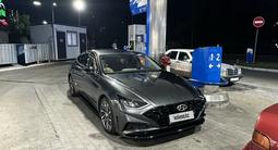 Hyundai Sonata 2022 годаfor13 000 000 тг. в Алматы