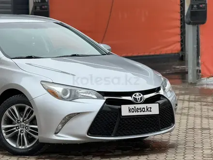 Toyota Camry 2015 года за 10 500 000 тг. в Уральск – фото 5