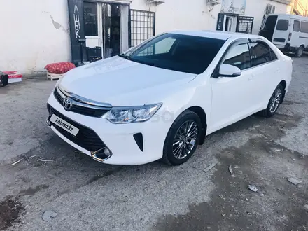 Toyota Camry 2016 года за 9 500 000 тг. в Жанаозен – фото 5