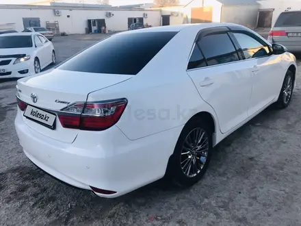 Toyota Camry 2016 года за 9 500 000 тг. в Жанаозен – фото 8