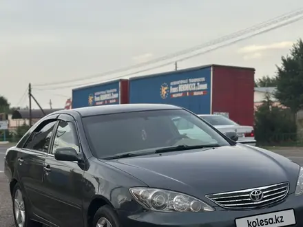 Toyota Camry 2005 года за 4 700 000 тг. в Тараз – фото 3