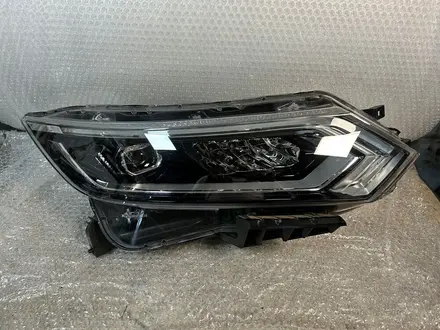 Фара на Nissan Qashqai за 180 000 тг. в Алматы