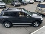 Volkswagen Touareg 2008 годаfor6 800 000 тг. в Усть-Каменогорск – фото 3