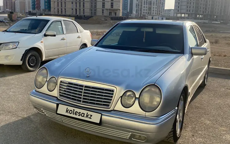 Mercedes-Benz E 320 1997 года за 3 000 000 тг. в Актау