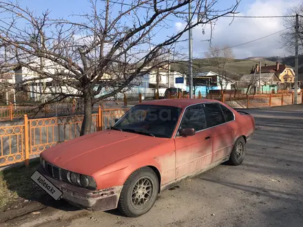 BMW 520 1992 года за 600 000 тг. в Алматы