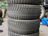 Резина зимняя 225/50 r17 из Японии за 120 000 тг. в Алматы