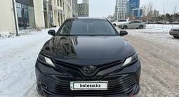 Toyota Camry 2020 года за 14 200 000 тг. в Астана – фото 2