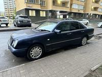 Mercedes-Benz E 320 1998 года за 3 200 000 тг. в Астана