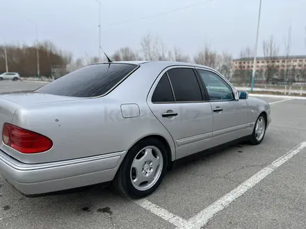 Mercedes-Benz E 280 1998 года за 4 400 000 тг. в Кызылорда – фото 22