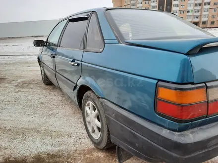 Volkswagen Passat 1991 года за 520 000 тг. в Актобе – фото 4