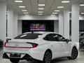 Hyundai Sonata 2021 года за 11 800 000 тг. в Шымкент – фото 2