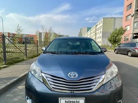 Toyota Sienna 2017 года за 14 300 000 тг. в Алматы – фото 11