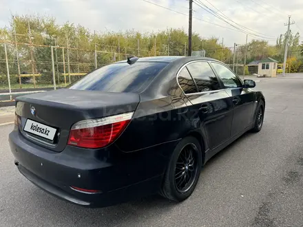 BMW 520 2009 года за 5 555 555 тг. в Алматы – фото 4