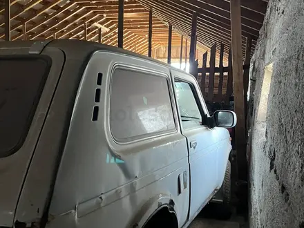 ВАЗ (Lada) Lada 2121 2015 года за 1 500 000 тг. в Караганда – фото 4