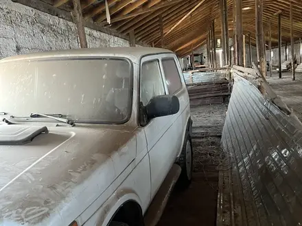 ВАЗ (Lada) Lada 2121 2015 года за 1 500 000 тг. в Караганда – фото 2