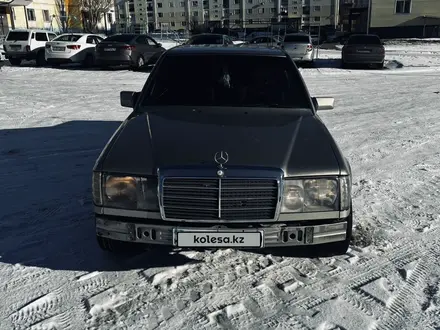 Mercedes-Benz E 200 1992 года за 1 500 000 тг. в Рудный