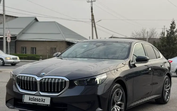 BMW 520 2024 года за 32 000 000 тг. в Шымкент