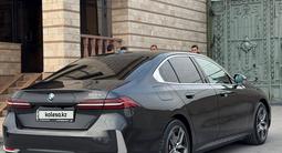 BMW 520 2024 года за 32 000 000 тг. в Шымкент – фото 2