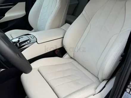 BMW 520 2024 года за 32 000 000 тг. в Шымкент – фото 9