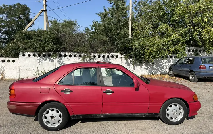 Mercedes-Benz C 200 1994 годаfor1 500 000 тг. в Алматы