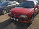 Volkswagen Vento 1993 года за 1 400 000 тг. в Астана