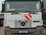 Mercedes-Benz  Actros 2001 года за 8 000 000 тг. в Алматы