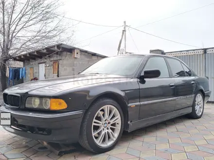 BMW 728 1996 года за 3 000 000 тг. в Талдыкорган