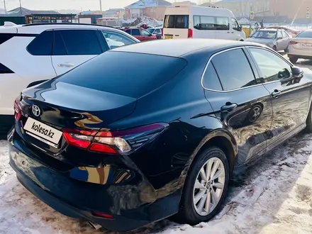 Toyota Camry 2023 года за 16 200 000 тг. в Астана